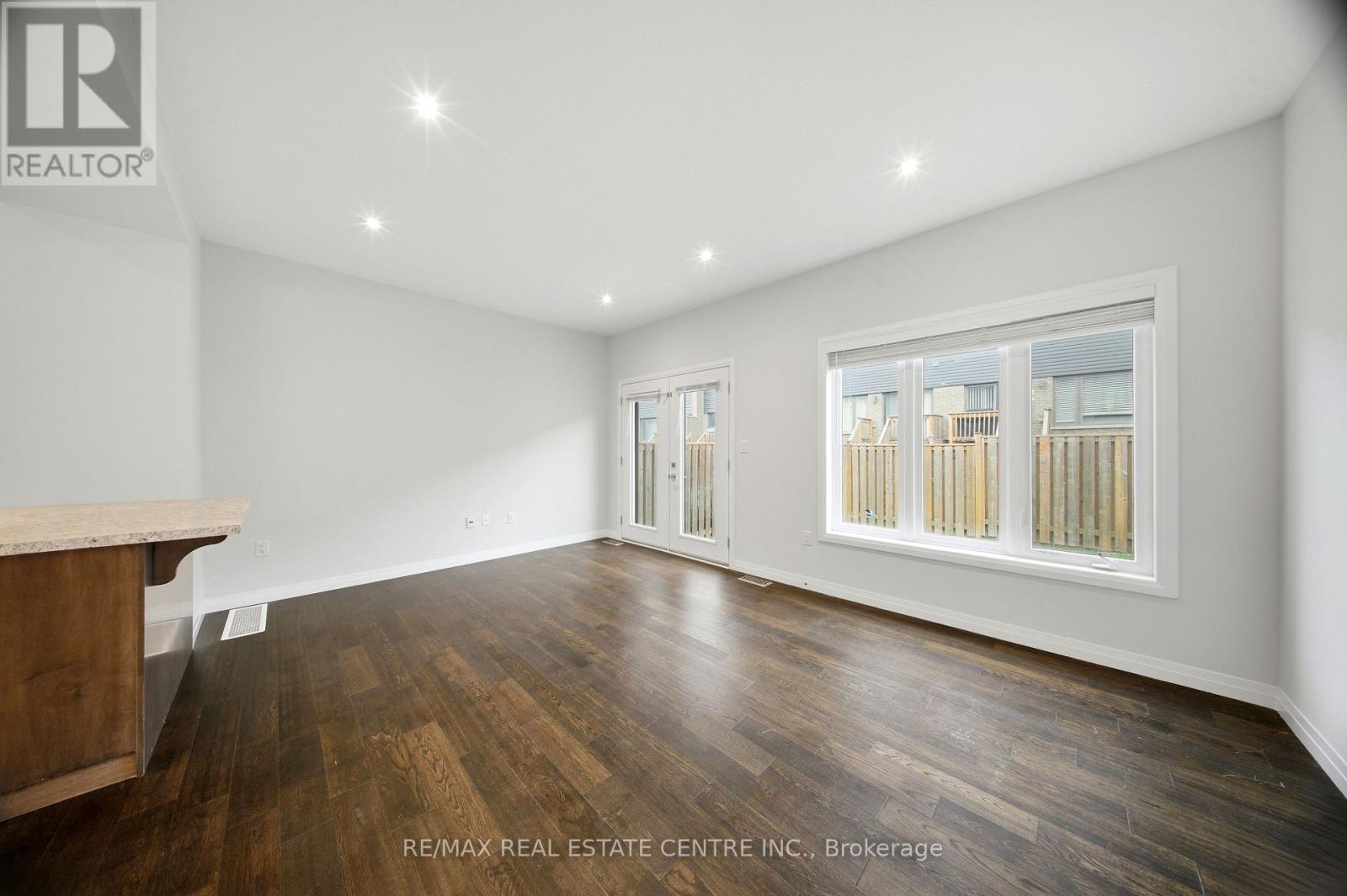 37 - 30 Times Square Boulevard, Hamilton, Ontario  L8J 0M1 - Photo 13 - X13619018