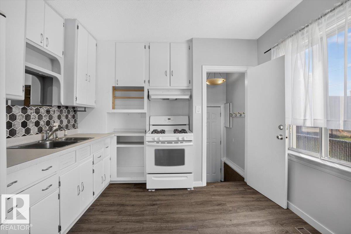 Unknown Address, ,    - Photo 15 - E4488071