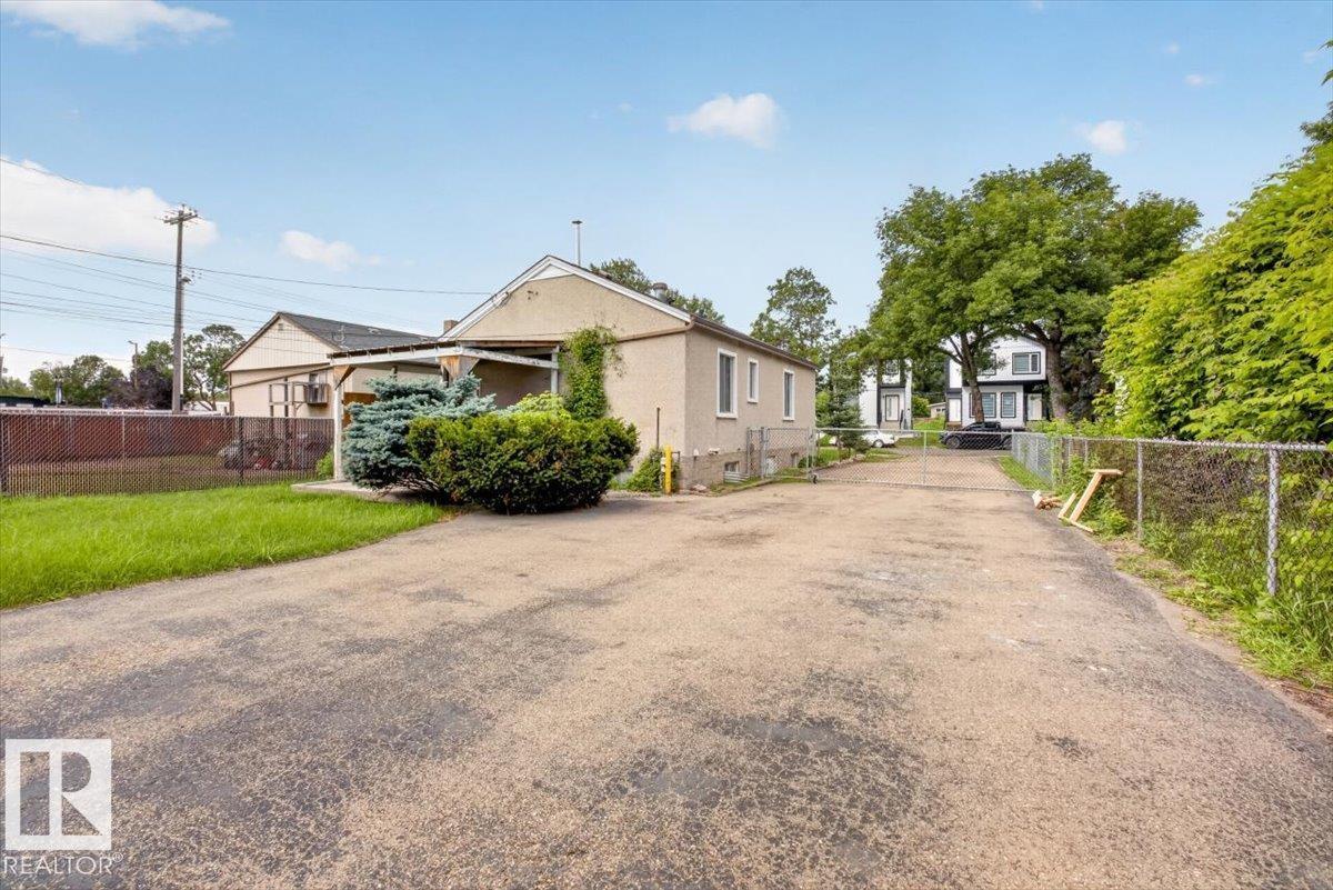 Unknown Address, ,    - Photo 40 - E4488071