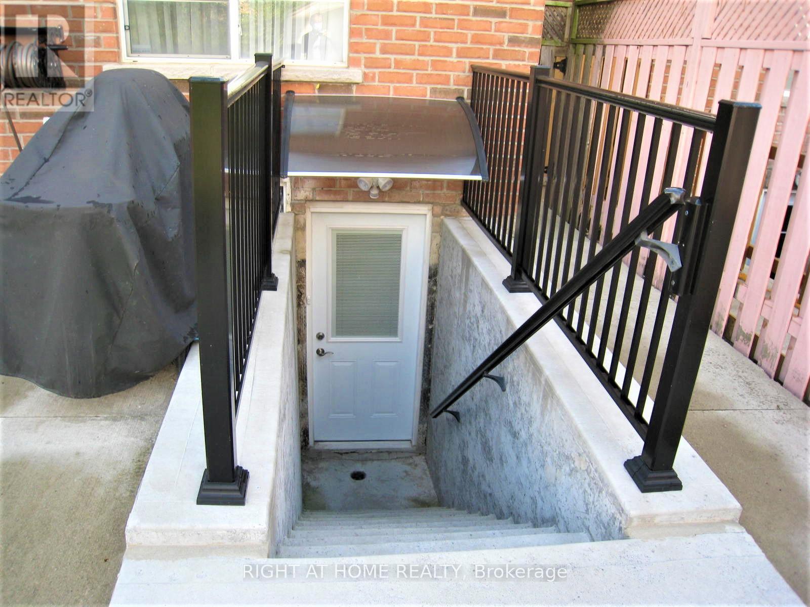 Basement - 4757 Glasshill Grove, Mississauga, Ontario  L5M 7R5 - Photo 3 - W13708826