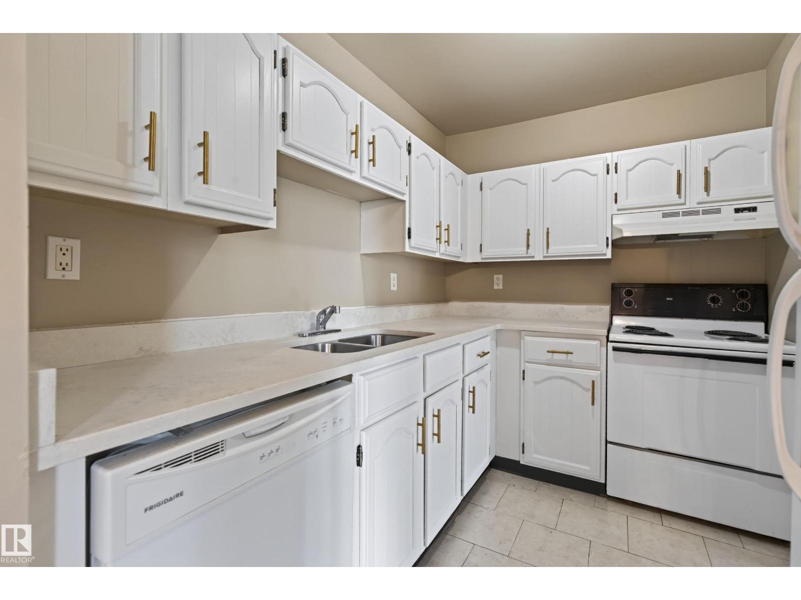 #603 10175 109 St NW, Edmonton, Alberta  T5J 3P2 - Photo 7 - E4495732