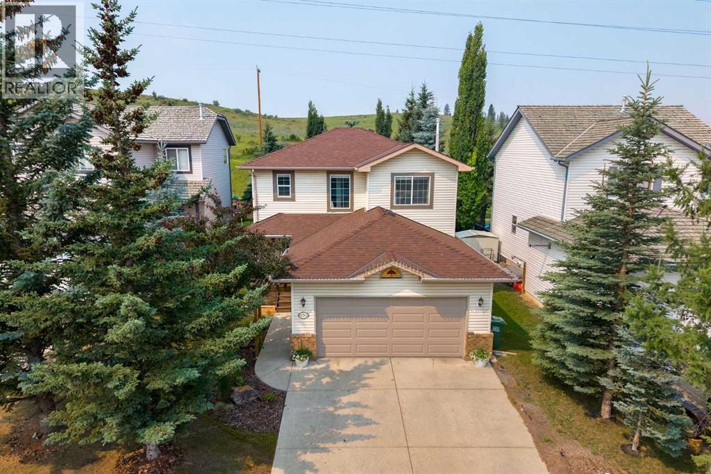 100 Bow Ridge Crescent, Cochrane, Alberta  T4C 1V2 - Photo 2 - A2332337