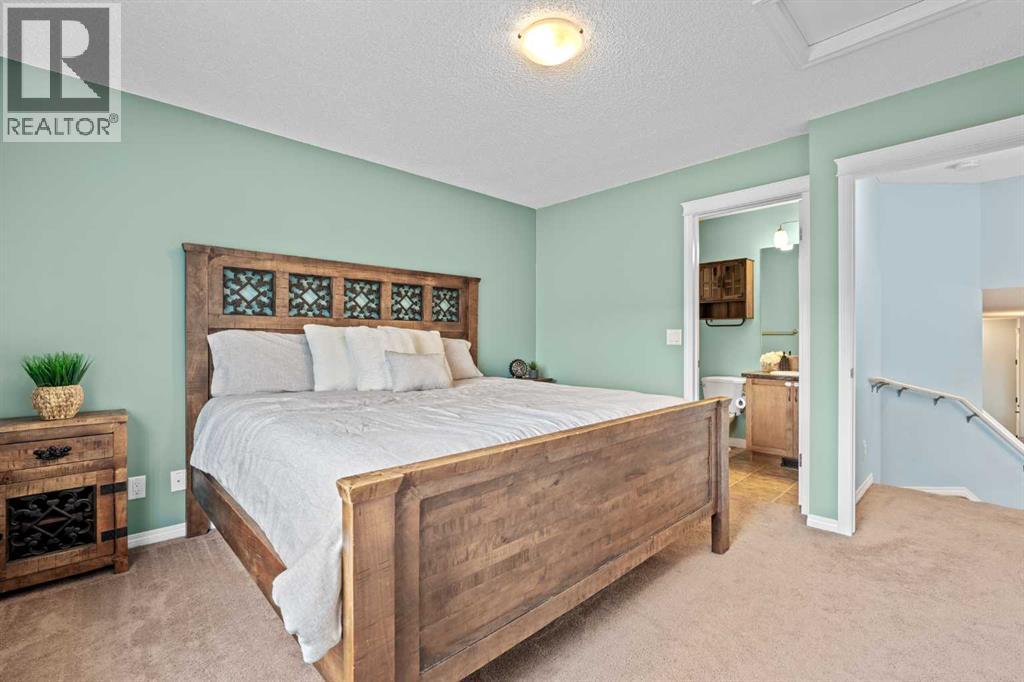 219 New Brighton Landing Se, Calgary, Alberta  T2Z 0S6 - Photo 12 - A2336568