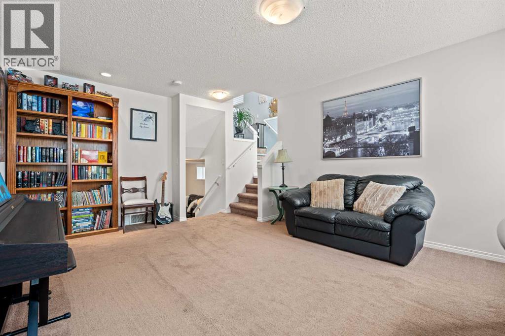 219 New Brighton Landing Se, Calgary, Alberta  T2Z 0S6 - Photo 18 - A2336568