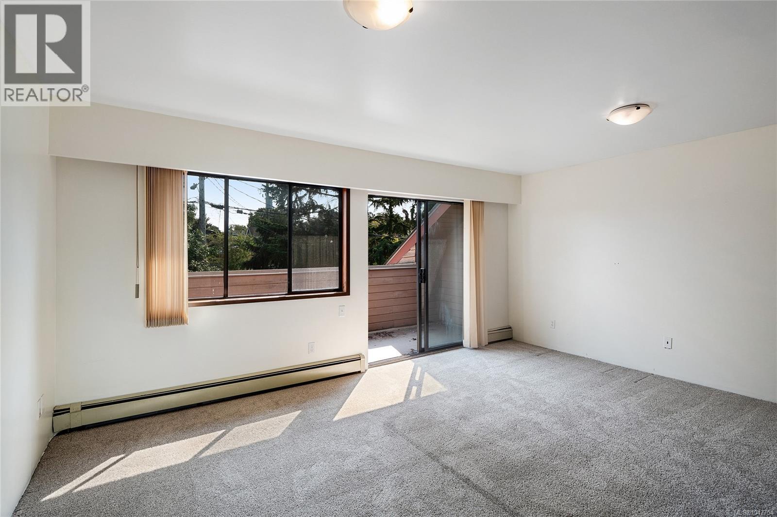 1144 May St