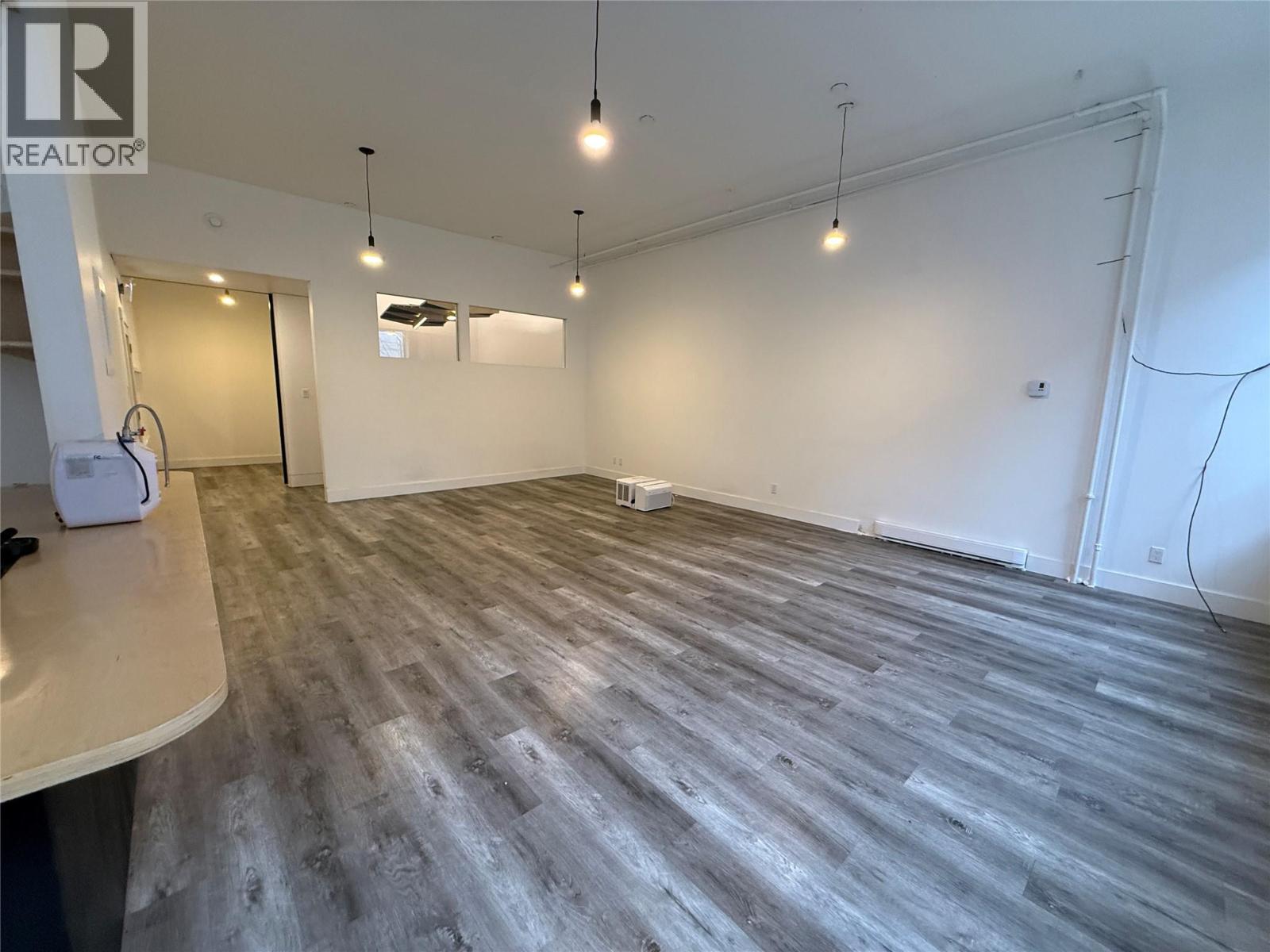 533 Baker Street Unit# 2, Nelson, British Columbia  V1L 4H9 - Photo 4 - 10398612