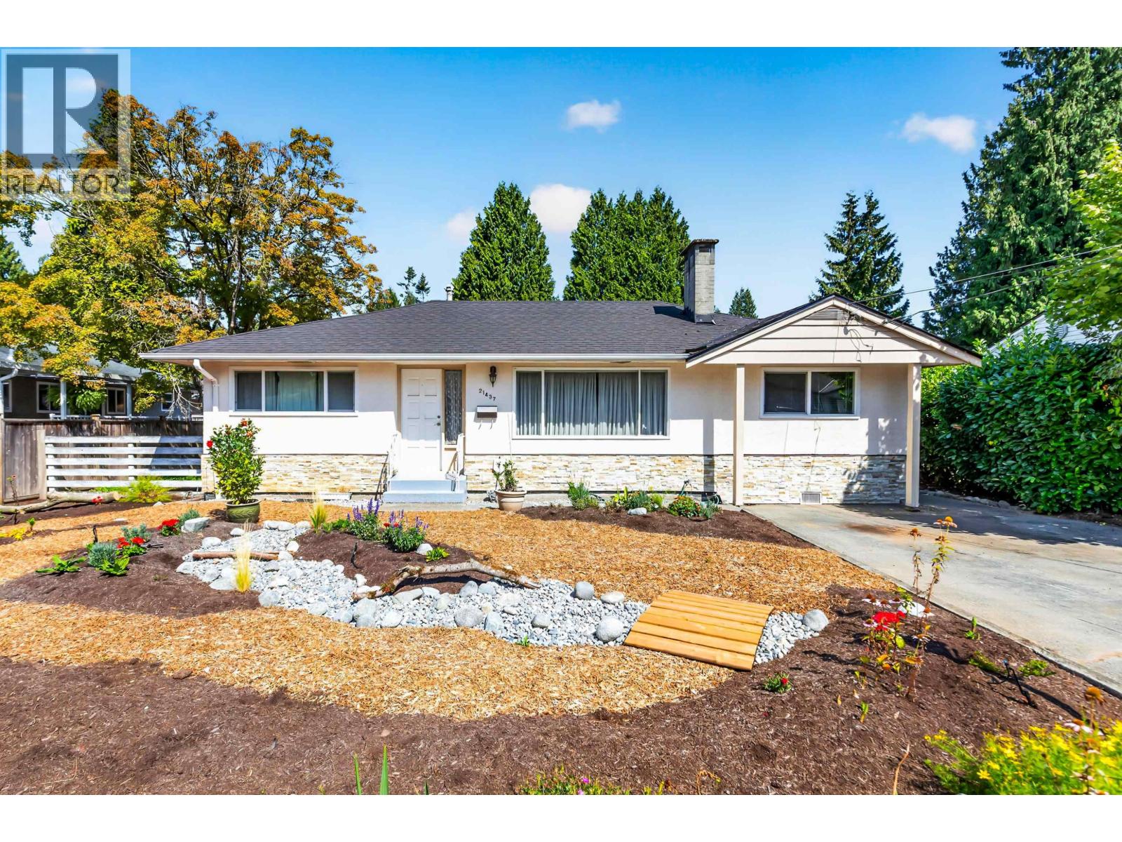 21437 122 Avenue, Maple Ridge, British Columbia  V2X 3W7 - Photo 3 - R3158389