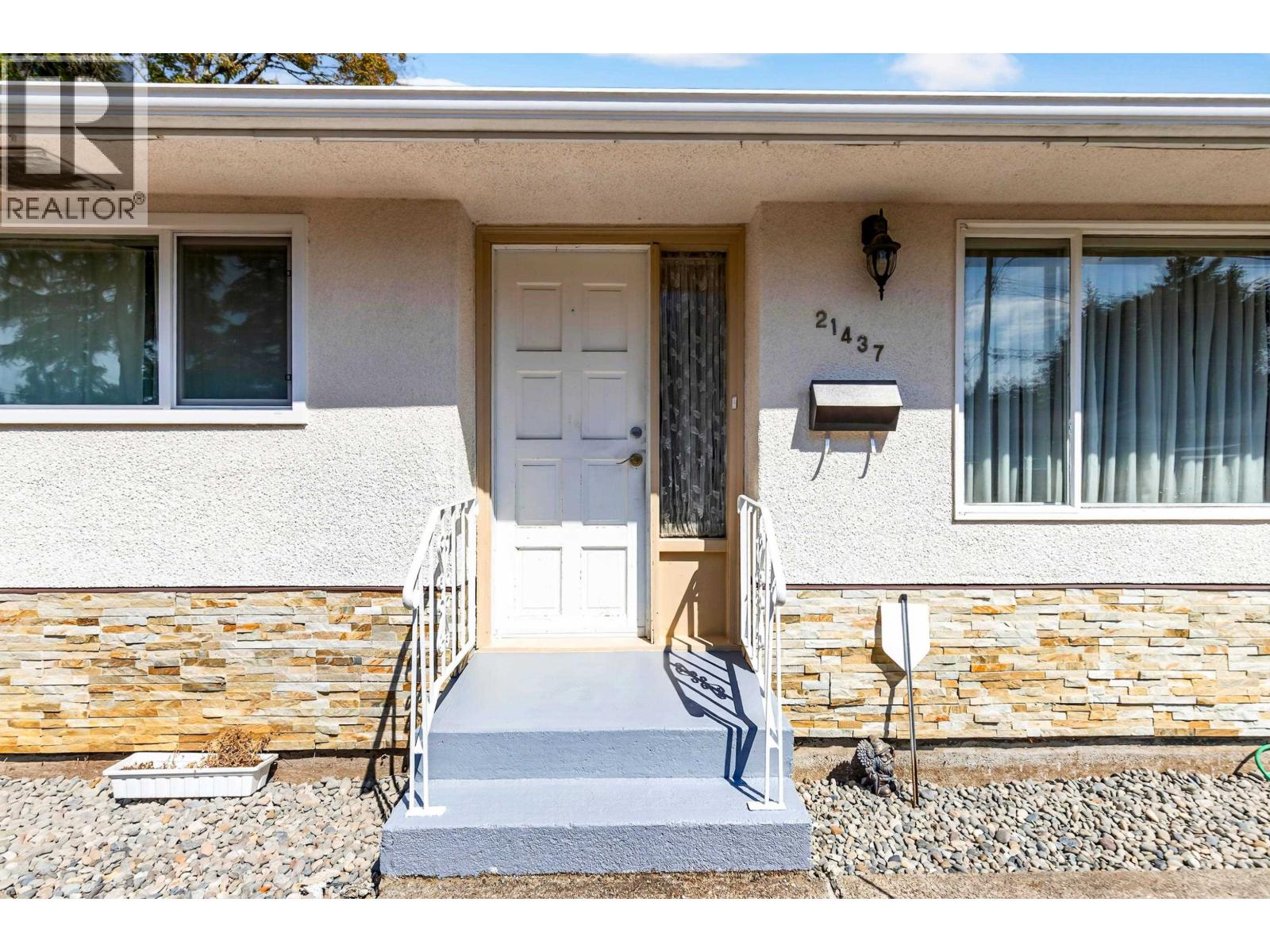 21437 122 Avenue, Maple Ridge, British Columbia  V2X 3W7 - Photo 6 - R3158389