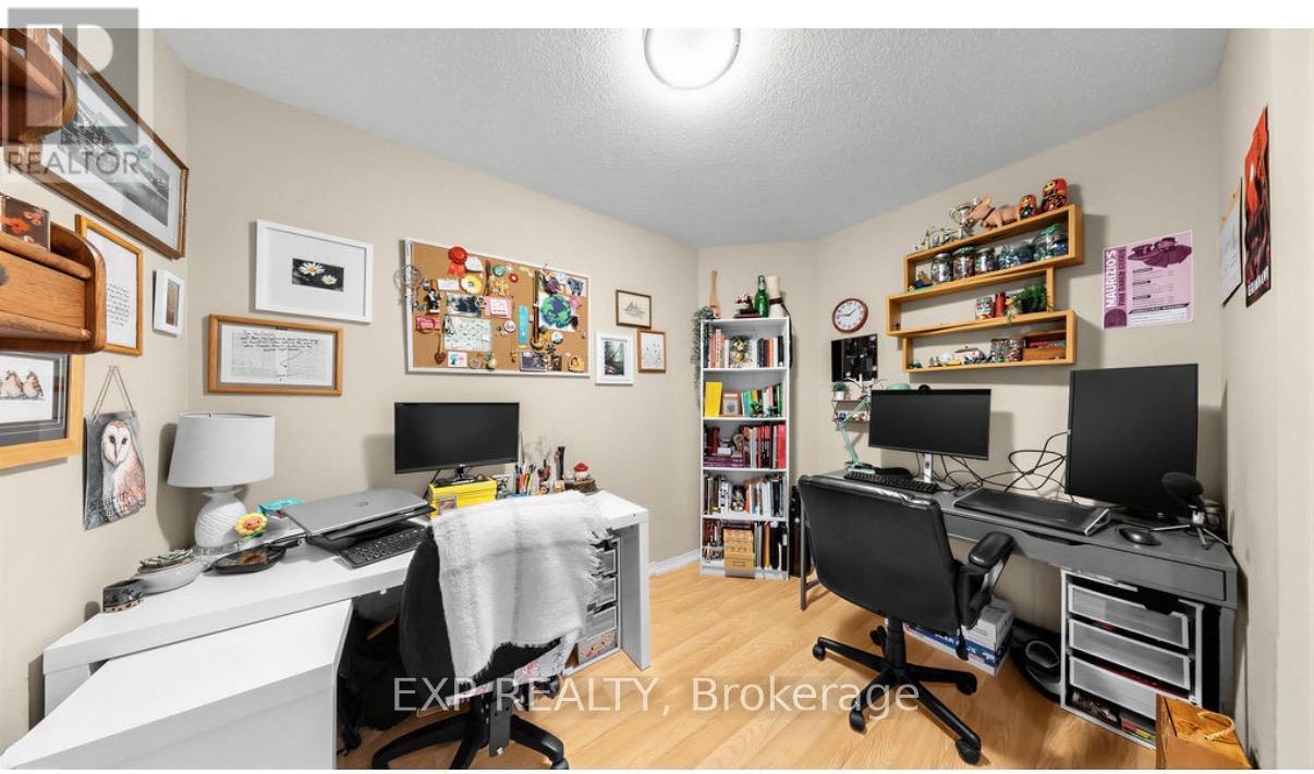 607 - 889 Bay Street, Toronto, Ontario  M5S 3K5 - Photo 10 - C13708858