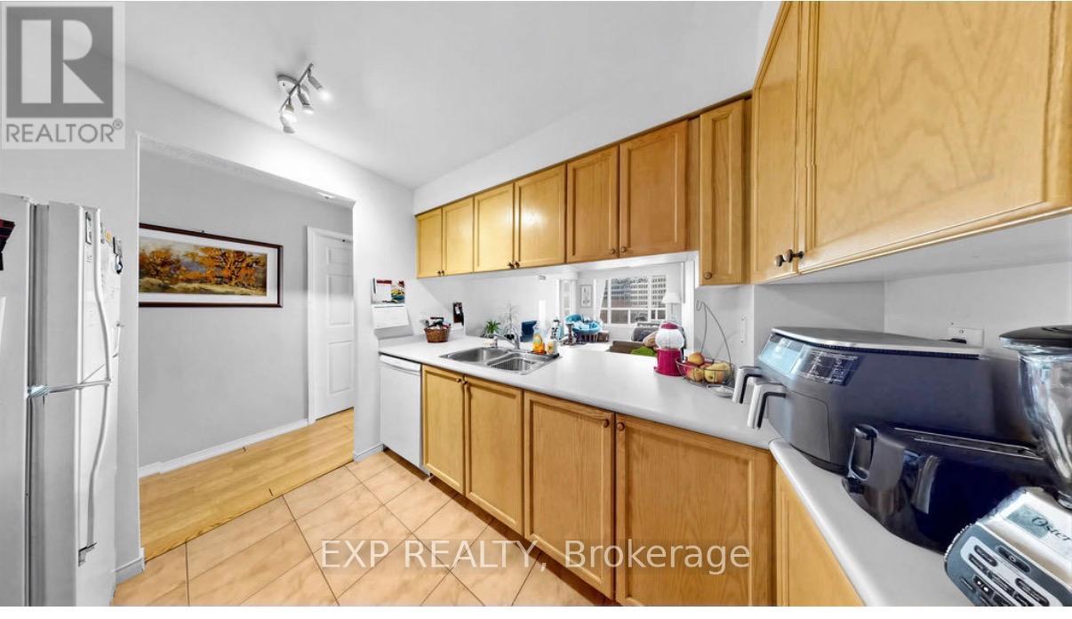 607 - 889 Bay Street, Toronto, Ontario  M5S 3K5 - Photo 11 - C13708858