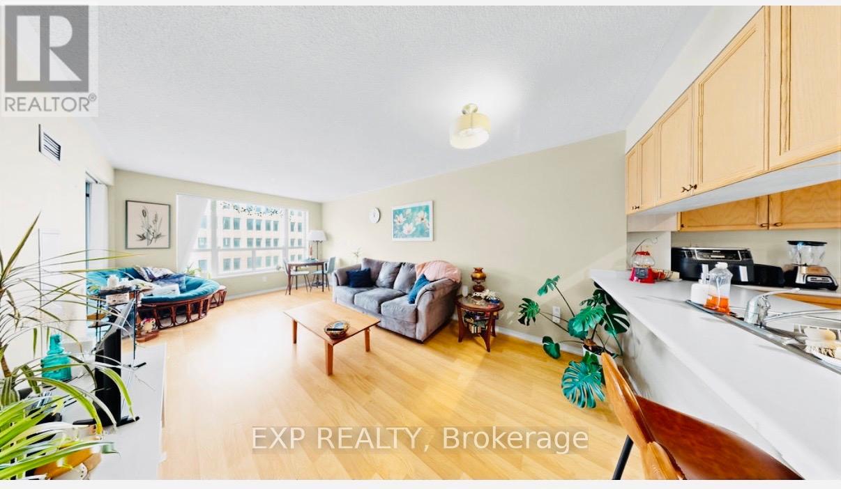 607 - 889 Bay Street, Toronto, Ontario  M5S 3K5 - Photo 6 - C13708858