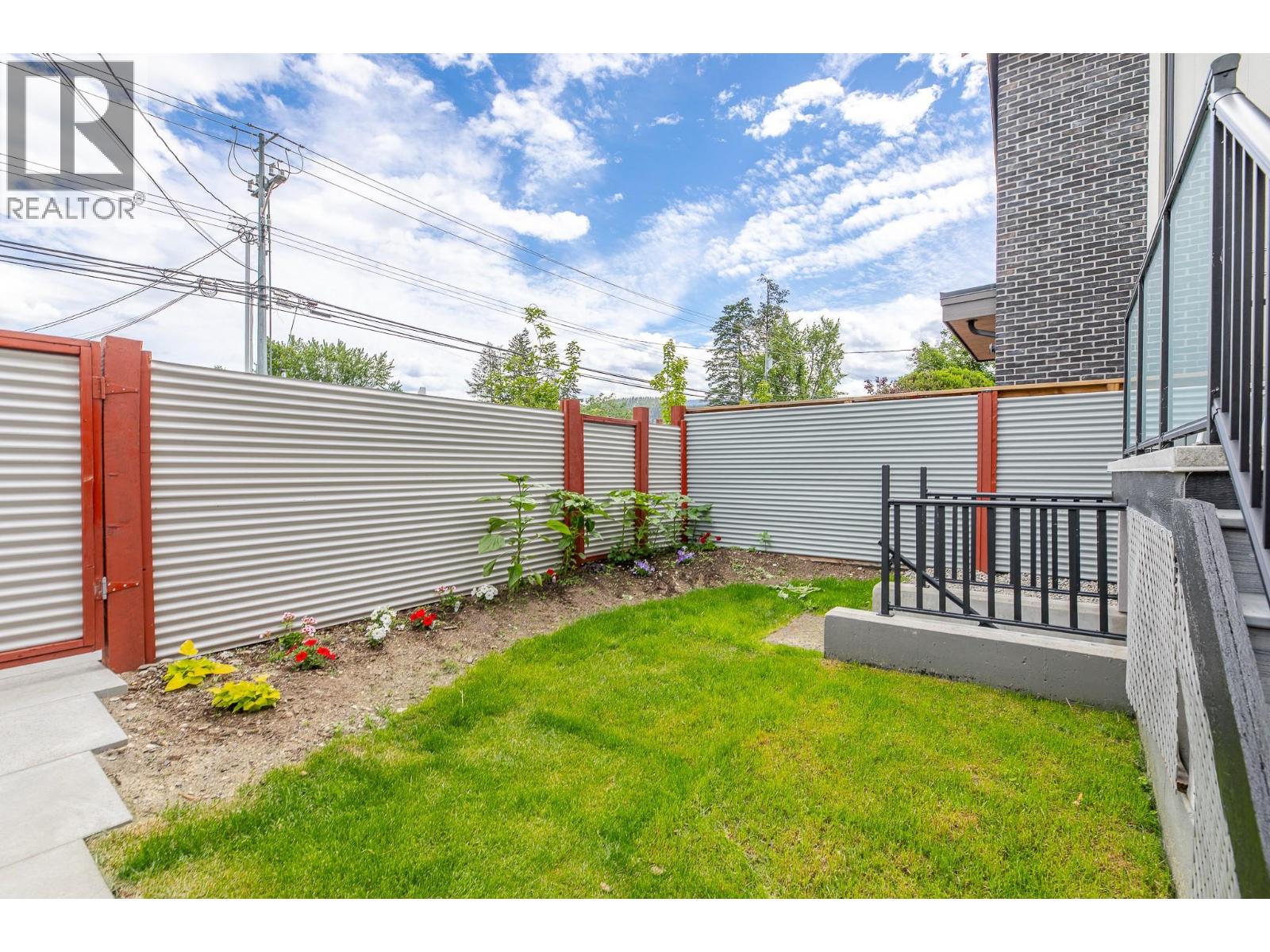 490 Eckhardt Avenue Unit# 101, Penticton, British Columbia  V2A 2B2 - Photo 3 - 10377405