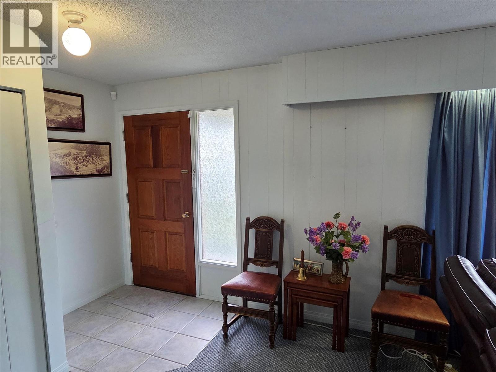 723 3rd Avenue, Keremeos, British Columbia  V0X 1N2 - Photo 4 - 10384153