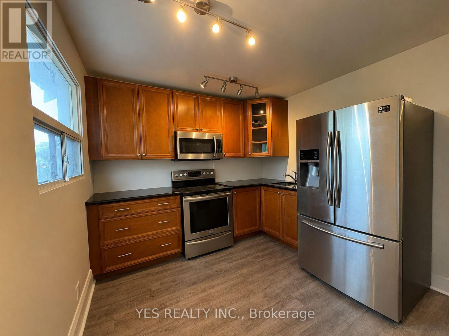 199 North Service Road, Mississauga, Ontario  L5A 1A4 - Photo 12 - W13147750