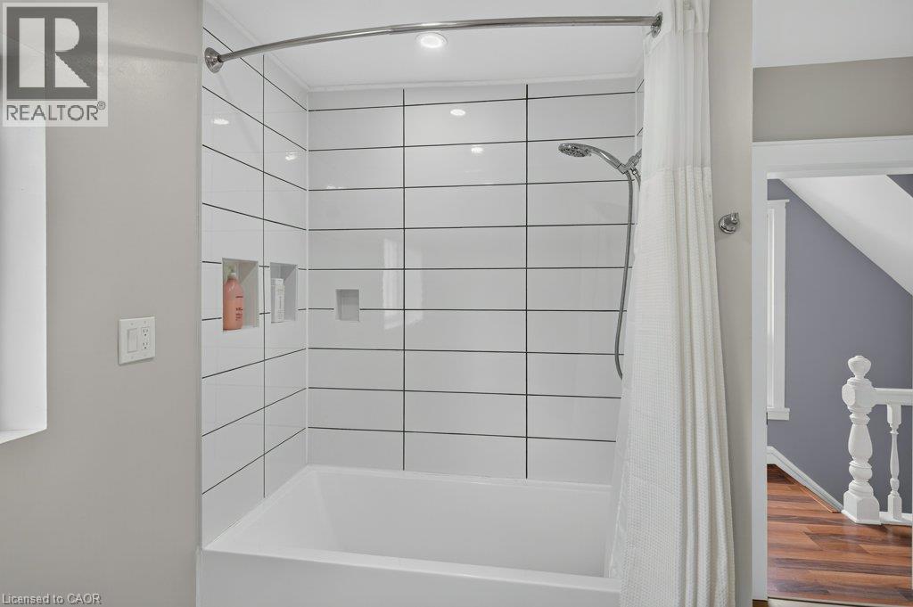 21 East Bend Avenue N, Hamilton, Ontario  L8L 7E1 - Photo 33 - 40850581