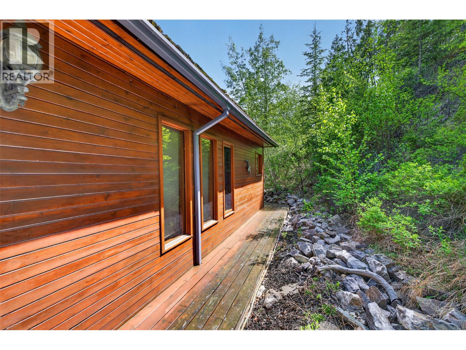 6035 Columbia Lake Road, Fairmont Hot Springs, British Columbia  V0B 1L1 - Photo 25 - 10387851