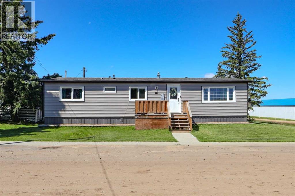 222 Berry Street, Halkirk, Alberta  T0C 1M0 - Photo 43 - A2327558