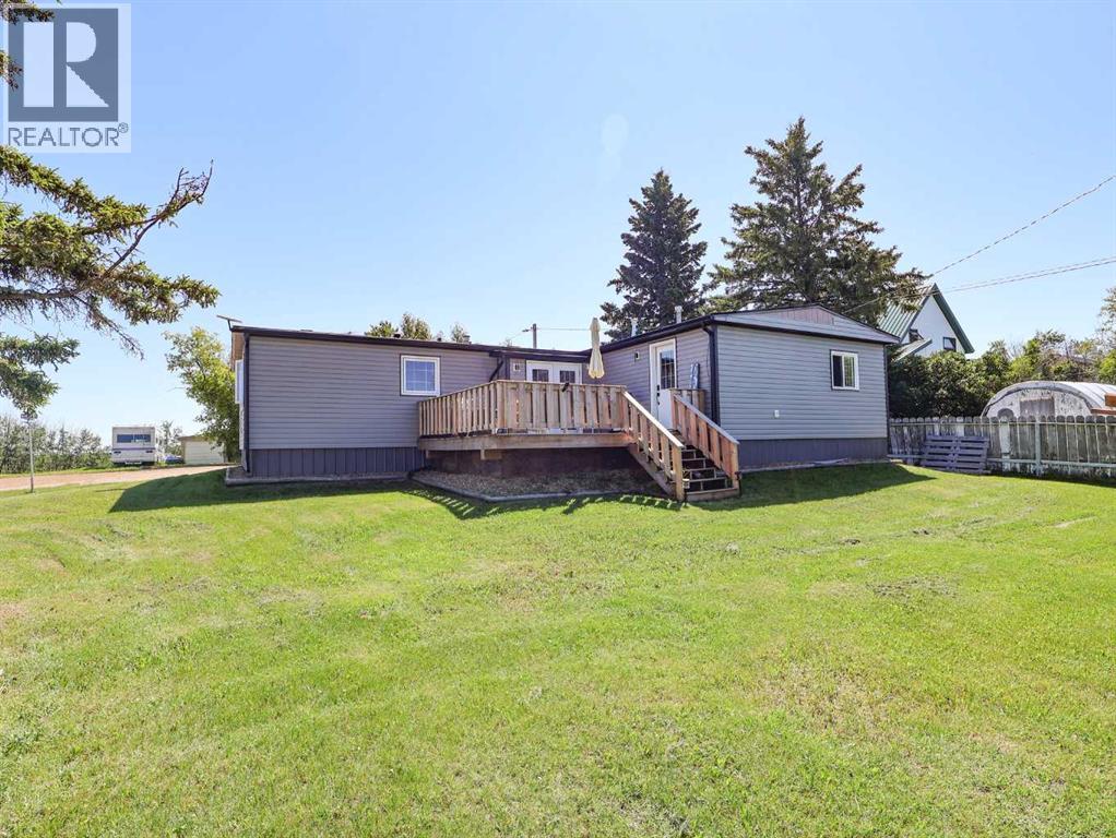 222 Berry Street, Halkirk, Alberta  T0C 1M0 - Photo 47 - A2327558