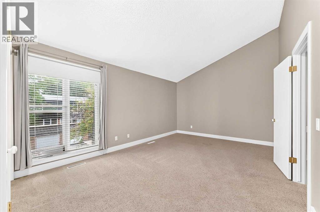 84 Brae Glen Lane SW, Calgary, Alberta  T2W 1B6 - Photo 18 - A2339552