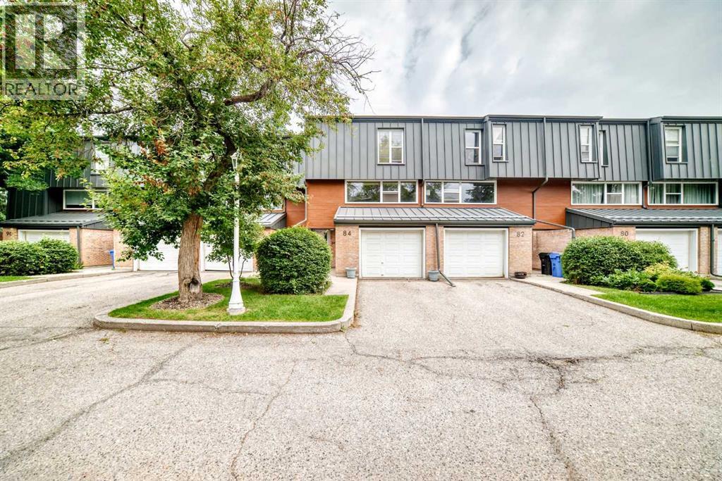 84 Brae Glen Lane SW, Calgary, Alberta  T2W 1B6 - Photo 43 - A2339552