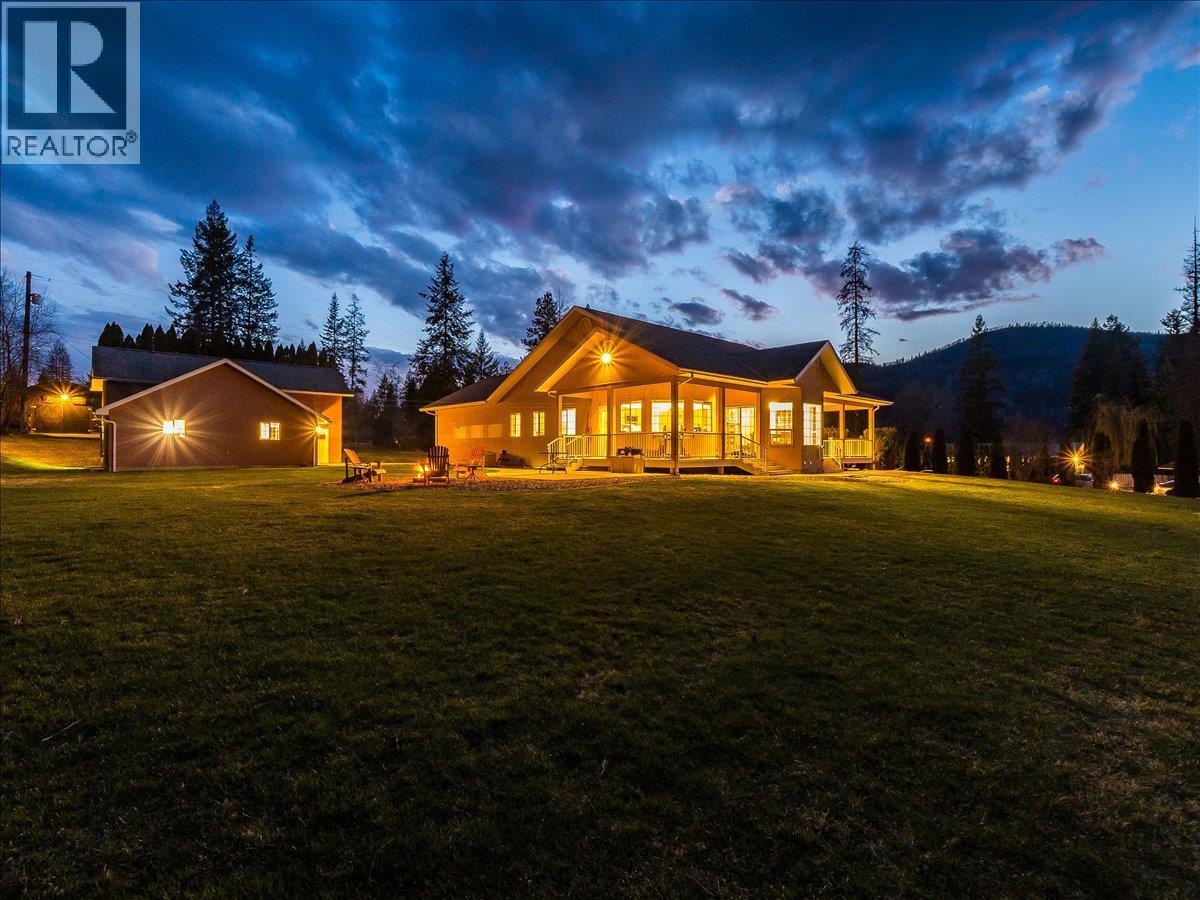 1750 Green Road, Fruitvale, British Columbia