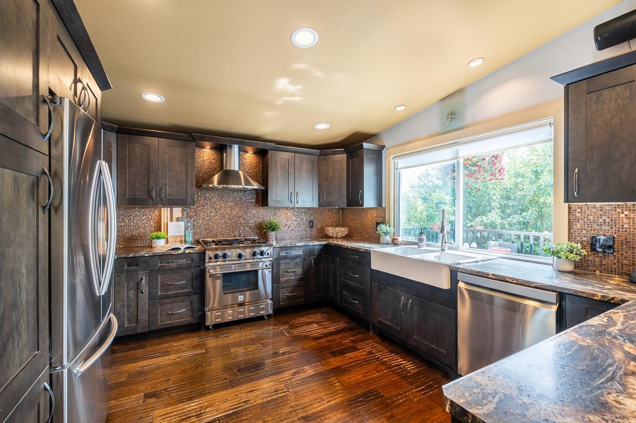 8117 Wiltshire Boulevard, Delta, British Columbia  V4C 4B5 - Photo 2 - R3158186