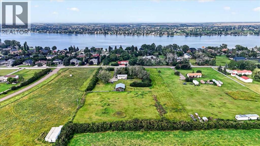 241196 East Lakeview Road, Chestermere, Alberta  T1X 0M6 - Photo 45 - A2338845