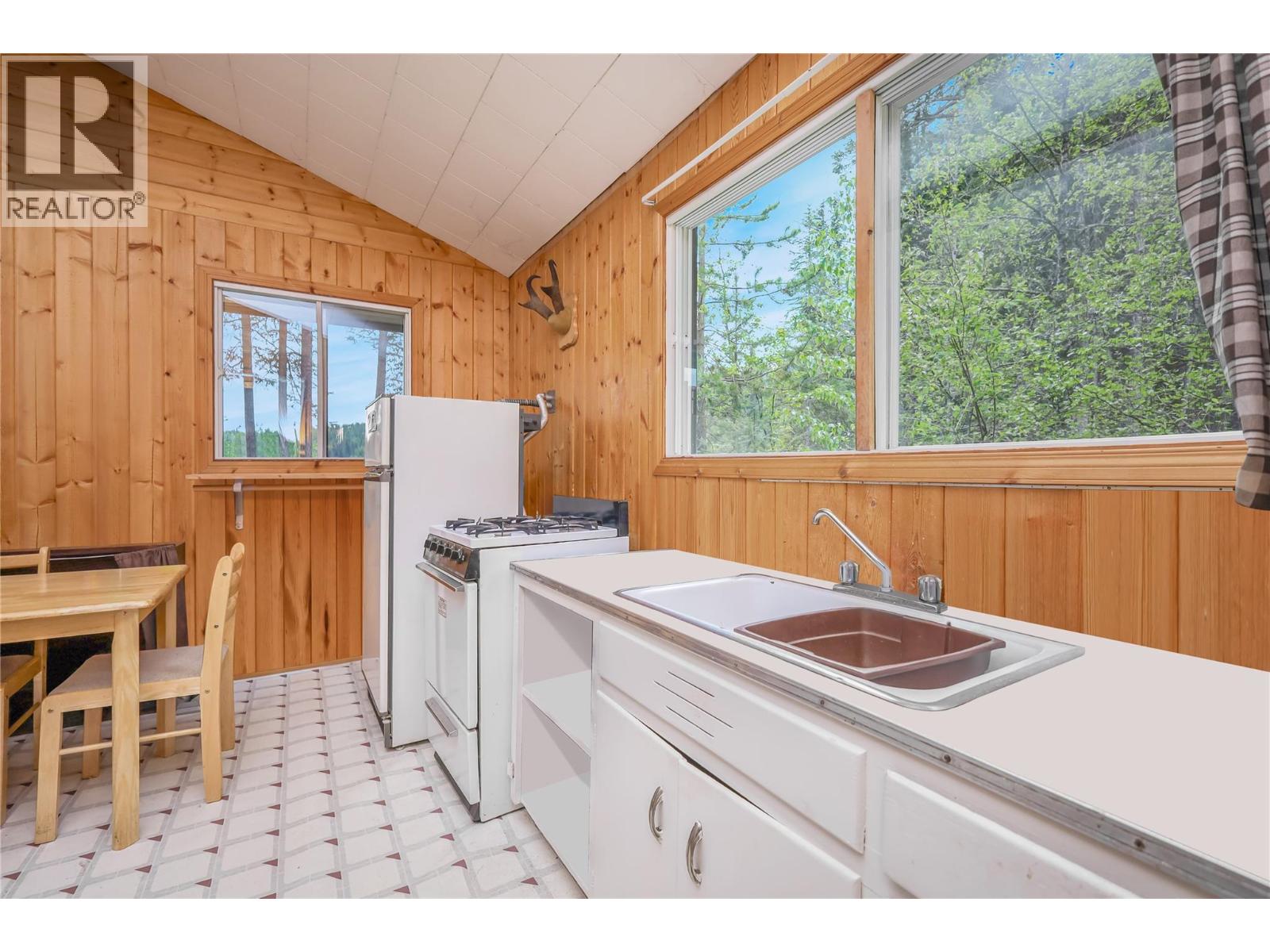 3112 Bugaboo Cartwright, Spillimacheen, British Columbia  V0A 1P0 - Photo 28 - 10397926