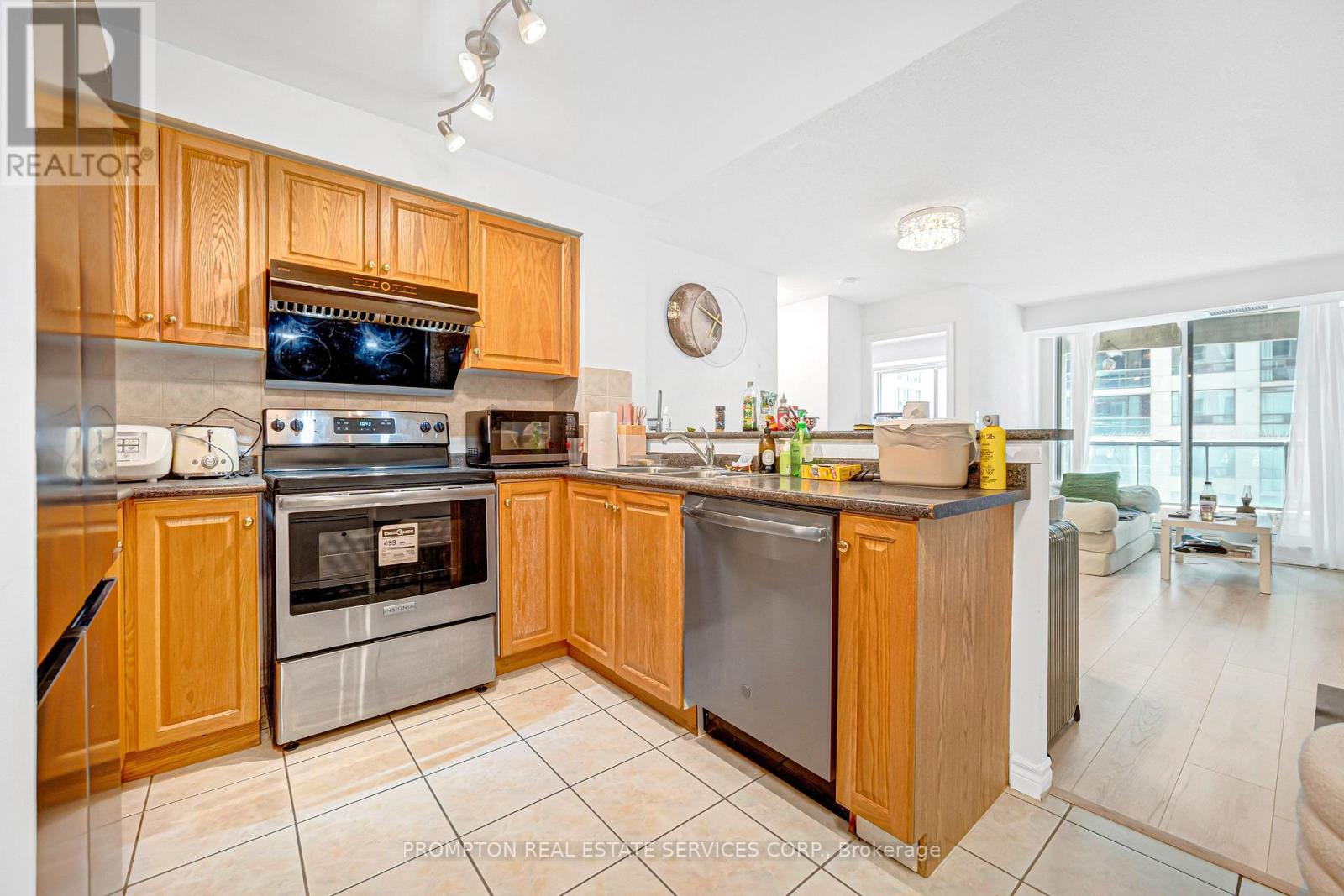 807 - 7 Lorraine Drive, Toronto, Ontario  M2N 7H2 - Photo 10 - C13708886