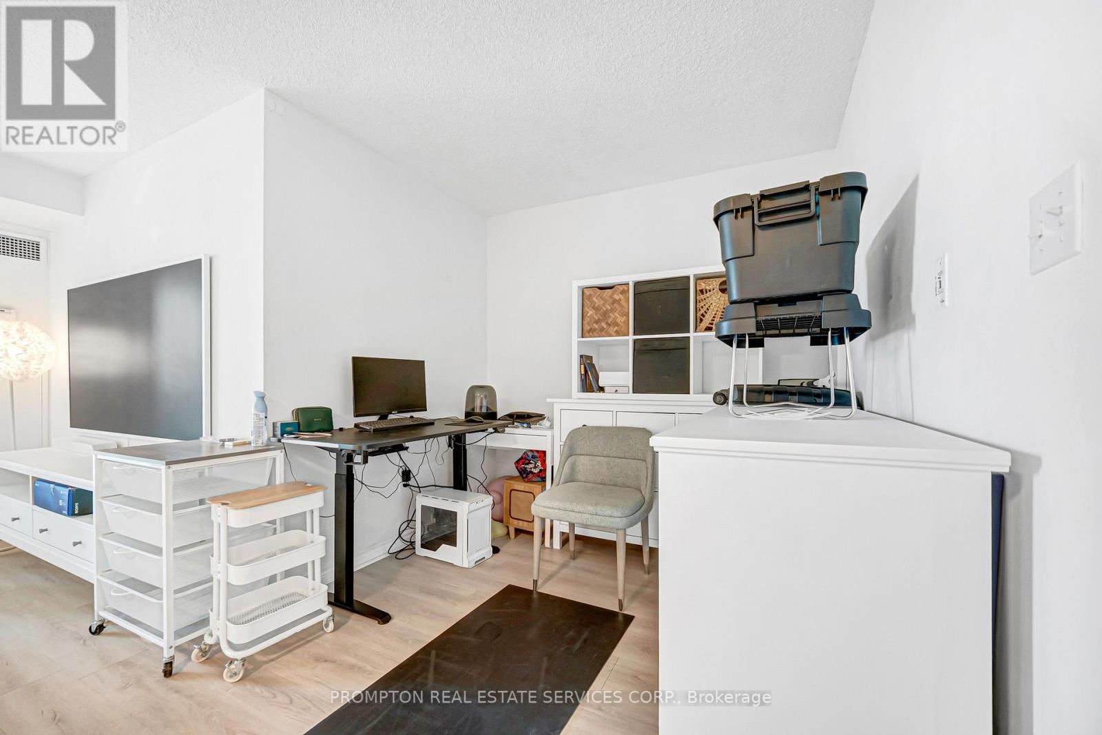 807 - 7 Lorraine Drive, Toronto, Ontario  M2N 7H2 - Photo 11 - C13708886