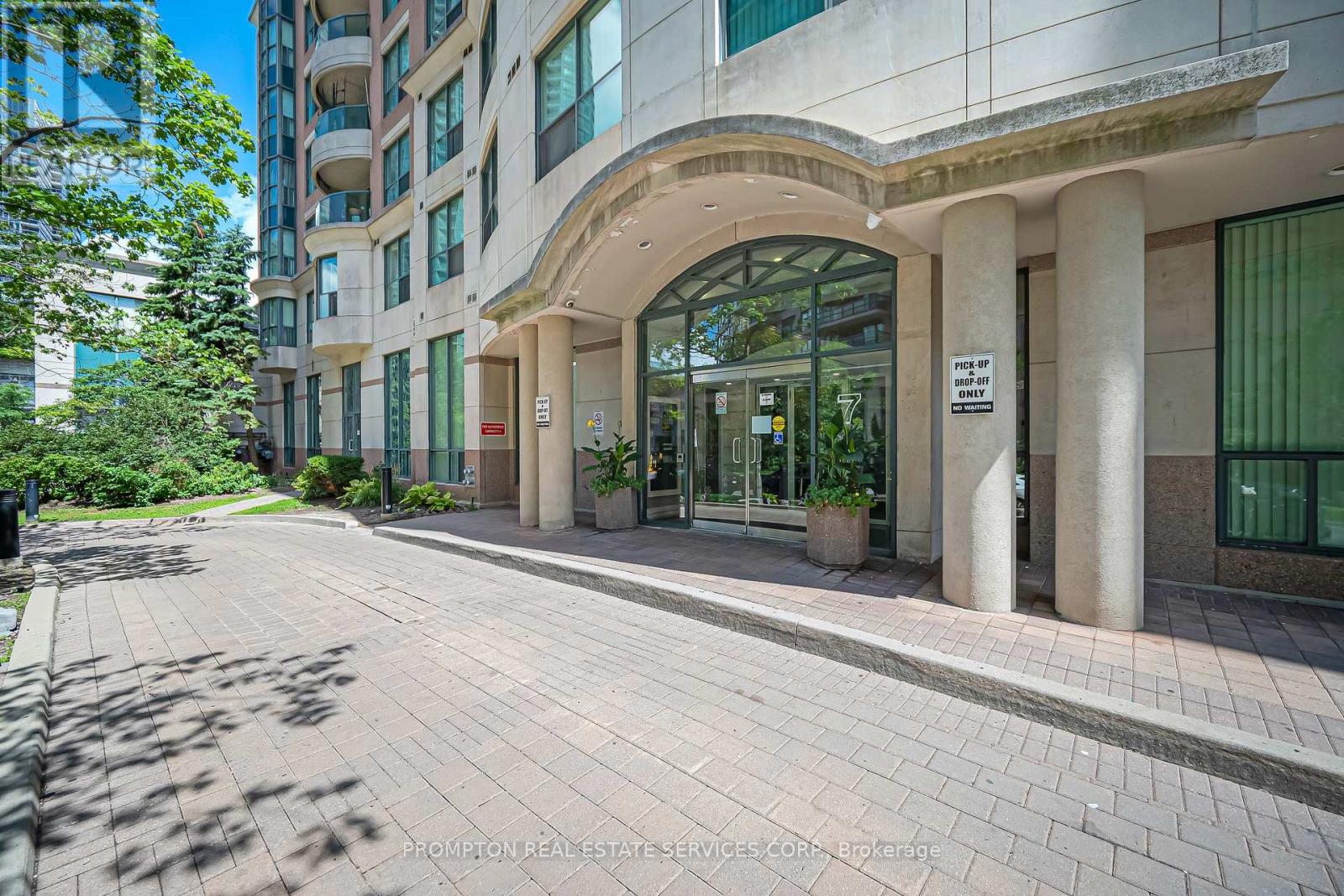 807 - 7 Lorraine Drive, Toronto, Ontario  M2N 7H2 - Photo 3 - C13708886