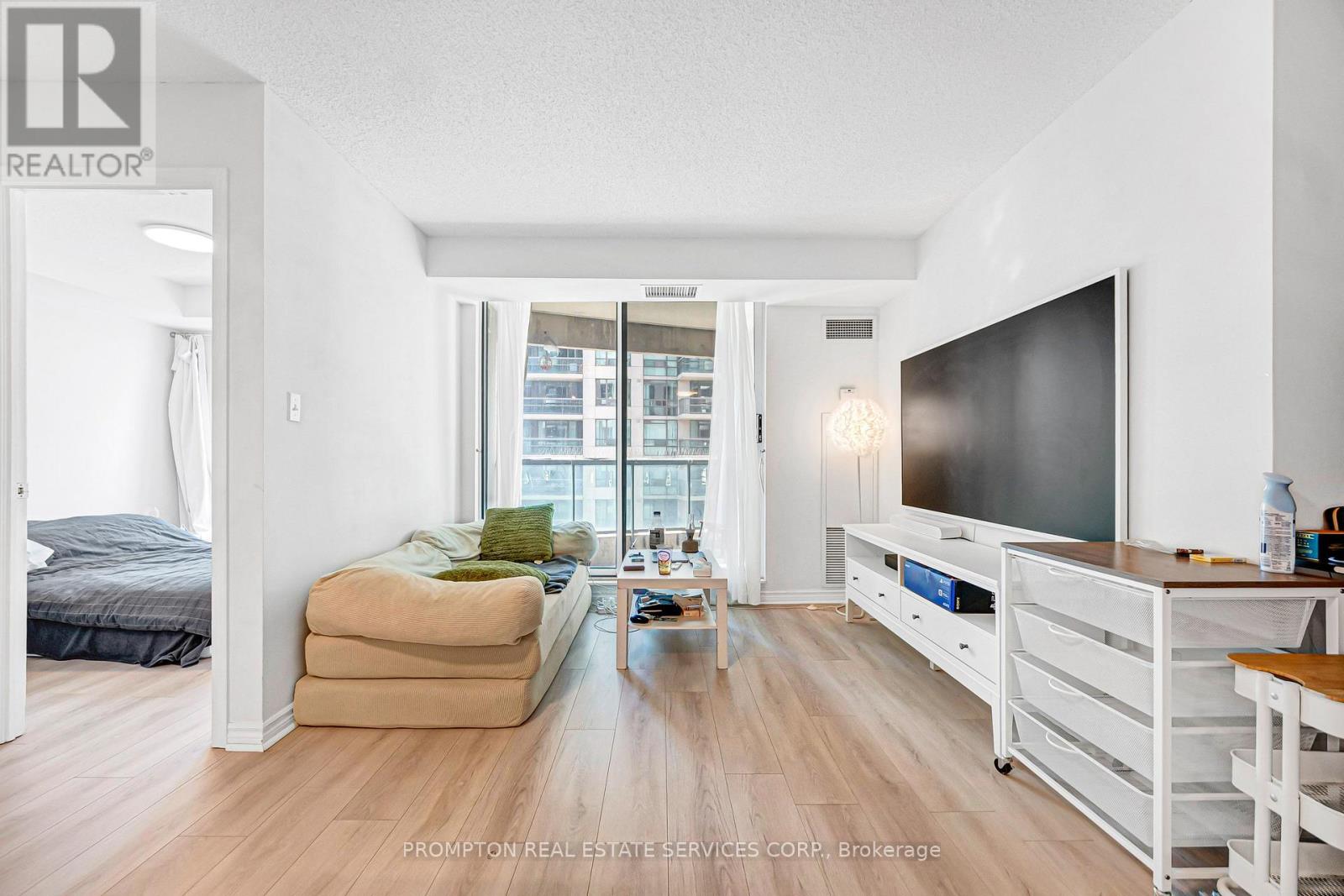 807 - 7 Lorraine Drive, Toronto, Ontario  M2N 7H2 - Photo 7 - C13708886