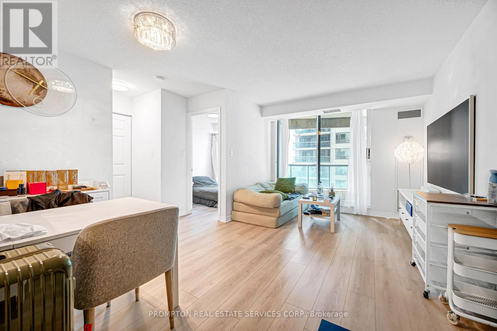 807 - 7 Lorraine Drive, Toronto, Ontario  M2N 7H2 - Photo 8 - C13708886