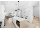 760 Raymer Avenue Unit# 4, Kelowna, BC V1Y 4Z8