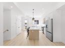 760 Raymer Avenue Unit# 4, Kelowna, BC V1Y 4Z8