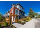 760 Raymer Avenue Unit# 4, Kelowna, BC V1Y 4Z8