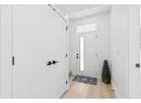 760 Raymer Avenue Unit# 4, Kelowna, BC V1Y 4Z8
