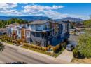 760 Raymer Avenue Unit# 4, Kelowna, BC V1Y 4Z8