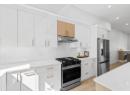 760 Raymer Avenue Unit# 4, Kelowna, BC V1Y 4Z8