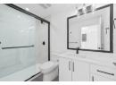 760 Raymer Avenue Unit# 4, Kelowna, BC V1Y 4Z8