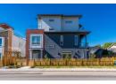 760 Raymer Avenue Unit# 4, Kelowna, BC V1Y 4Z8
