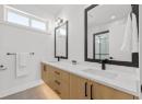 760 Raymer Avenue Unit# 4, Kelowna, BC V1Y 4Z8