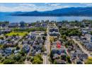 760 Raymer Avenue Unit# 4, Kelowna, BC V1Y 4Z8