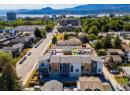 760 Raymer Avenue Unit# 4, Kelowna, BC V1Y 4Z8
