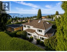 1631 22ND STREET, West Vancouver, British Columbia