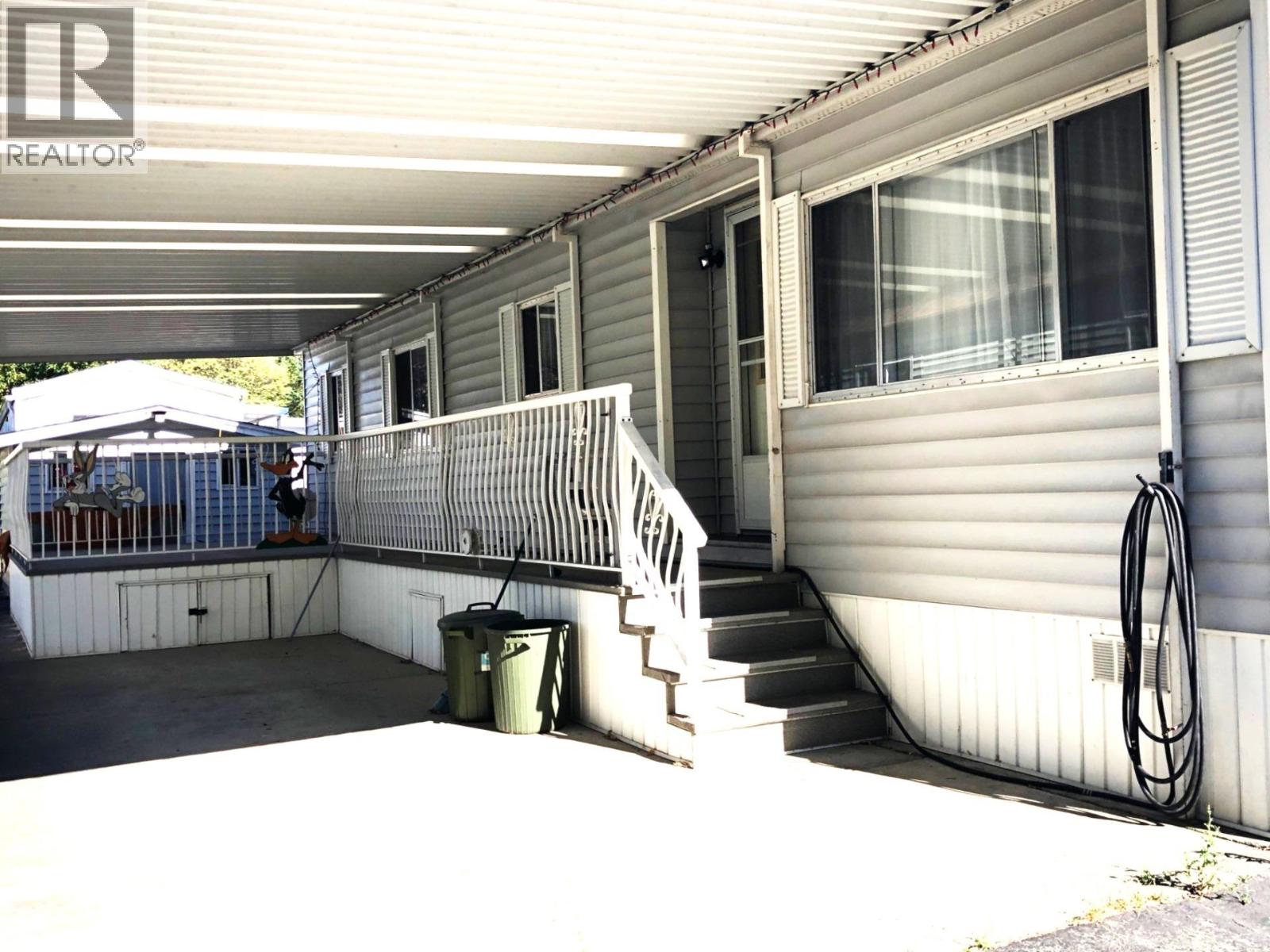 69 145 King Edward Street, Coquitlam, British Columbia  V3K 6L5 - Photo 2 - R3158278