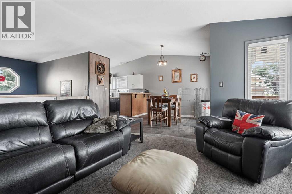 609 Maple Place, Picture Butte, Alberta T0K 1V0 - Photo 6 - A2339367