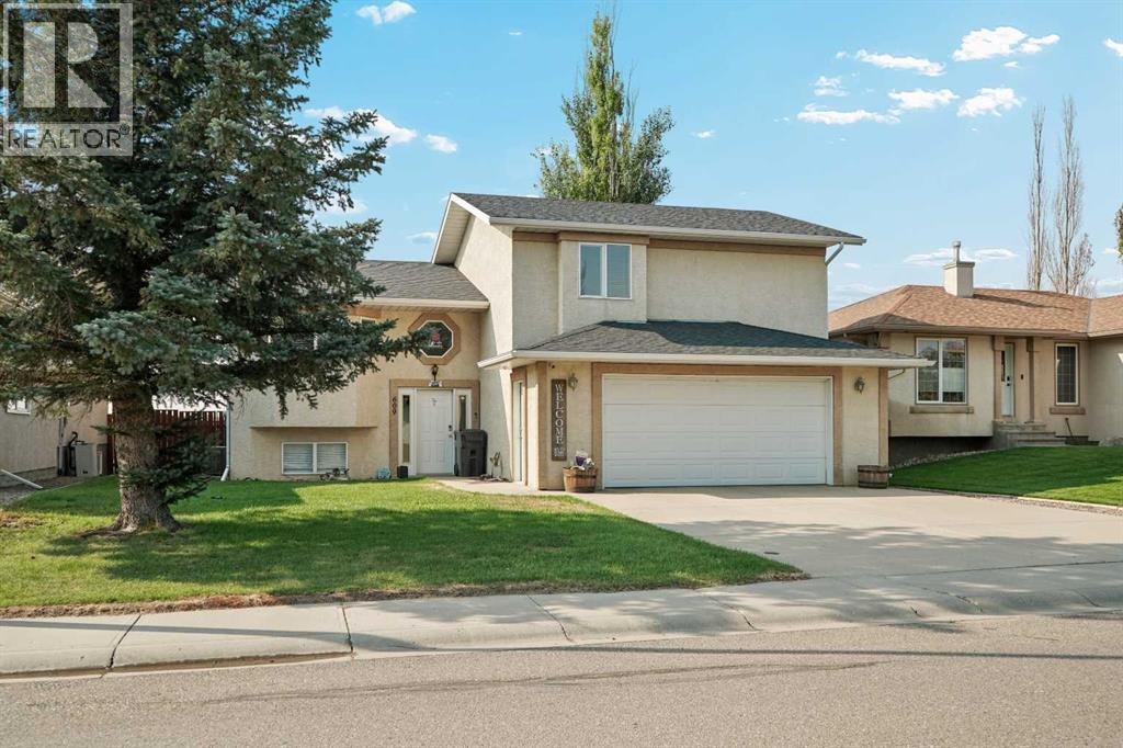 609 Maple Place, Picture Butte, Alberta T0K 1V0 - Photo 2 - A2339367