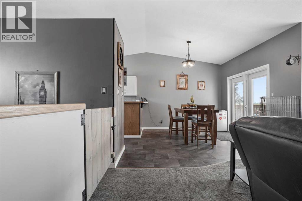 609 Maple Place, Picture Butte, Alberta T0K 1V0 - Photo 11 - A2339367
