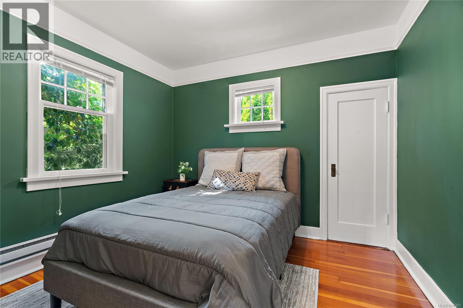 237 Wildwood Ave, Victoria, British Columbia  V8S 3W2 - Photo 6 - 1046351